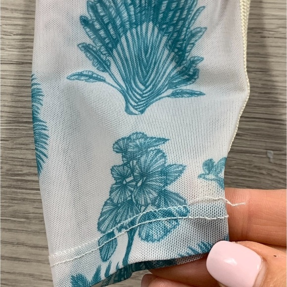 Beach Riot Sport Teal Palm Tree Mesh Leggings - Picture 5 of 11